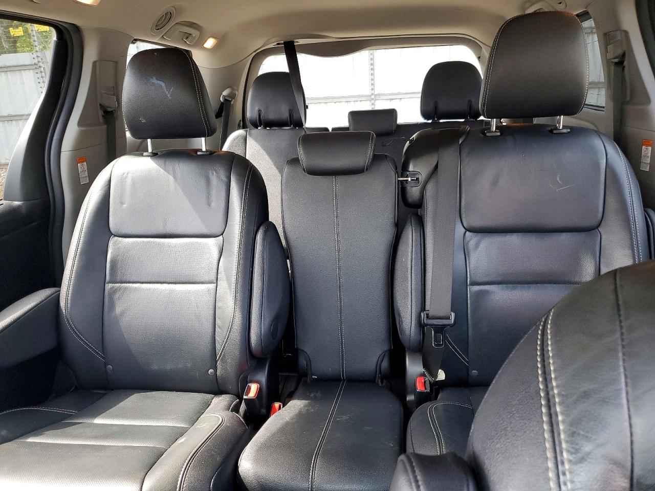 2015 Toyota Sienna Sport Gray vin: 5TDXK3DC7FS601054
