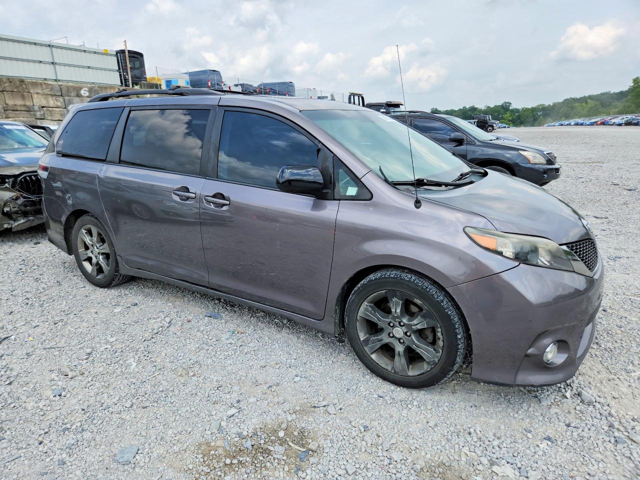 2011 Toyota Sienna Sport Gray vin: 5TDXK3DC8BS094885