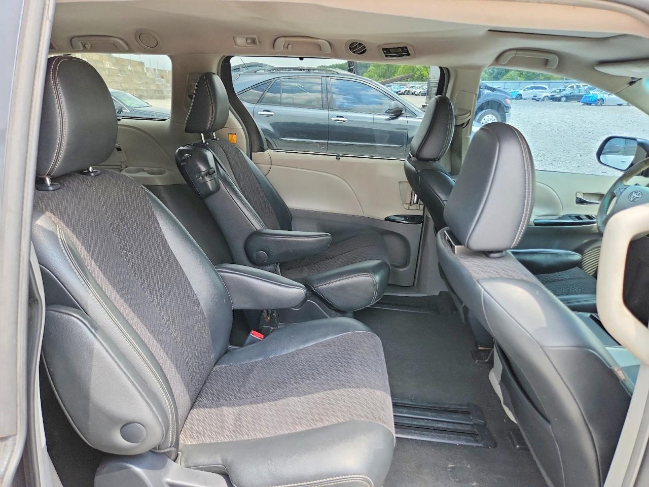 2011 Toyota Sienna Sport Gray vin: 5TDXK3DC8BS094885