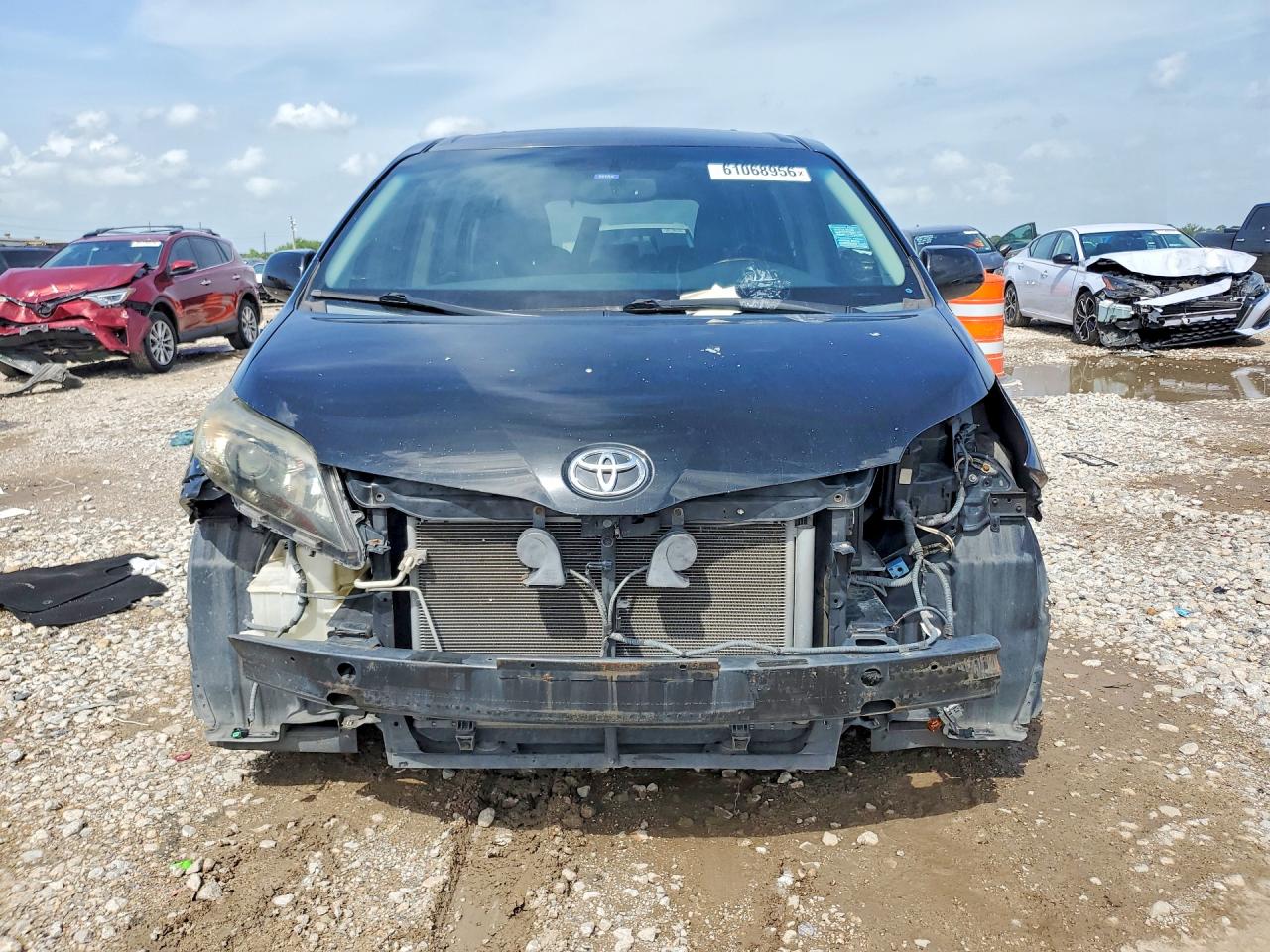 2012 Toyota Sienna Sport Черный vin: 5TDXK3DC8CS225038