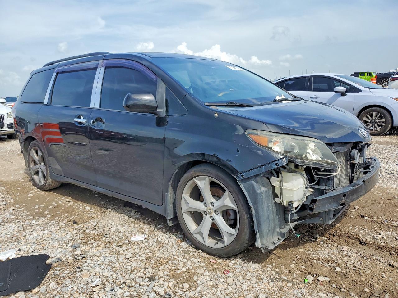 2012 Toyota Sienna Sport Черный vin: 5TDXK3DC8CS225038