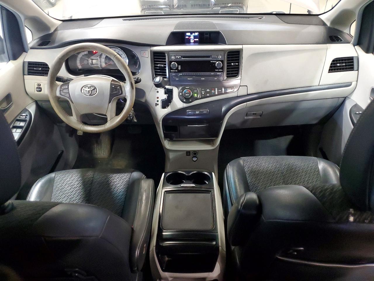 2012 Toyota Sienna Sport Gray vin: 5TDXK3DC8CS230689