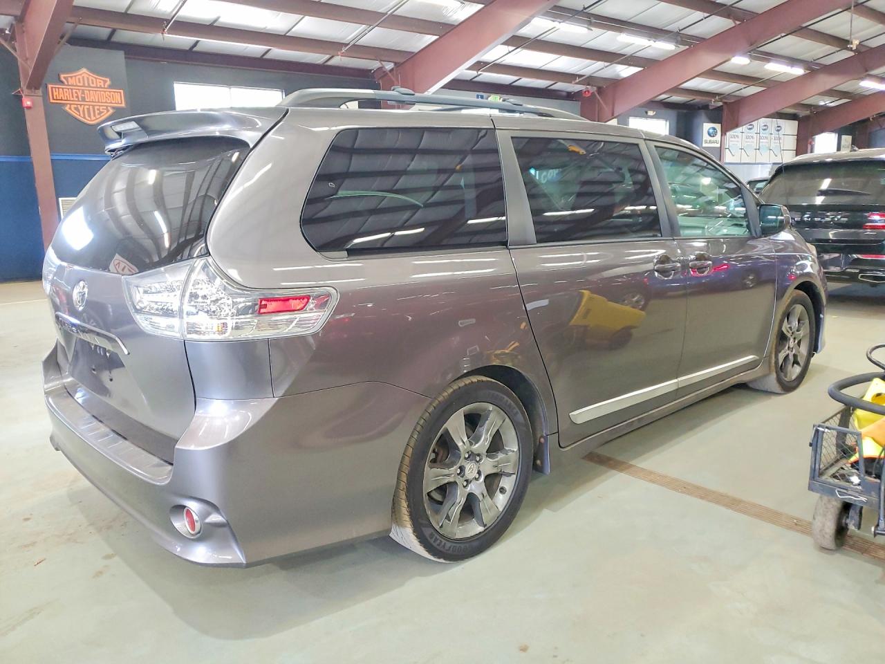 2012 Toyota Sienna Sport Gray vin: 5TDXK3DC8CS230689