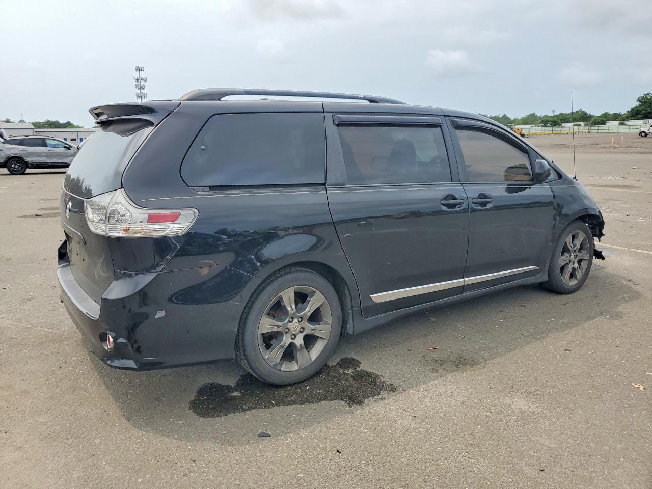 2012 Toyota Sienna Sport Black vin: 5TDXK3DC8CS232233