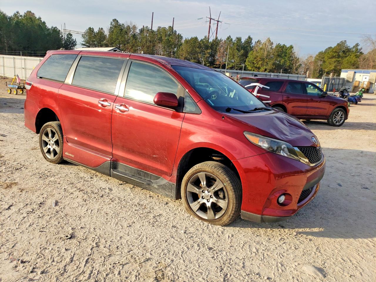 2013 Toyota Sienna Se 8-passenger Burgundy vin: 5TDXK3DC8DS338800