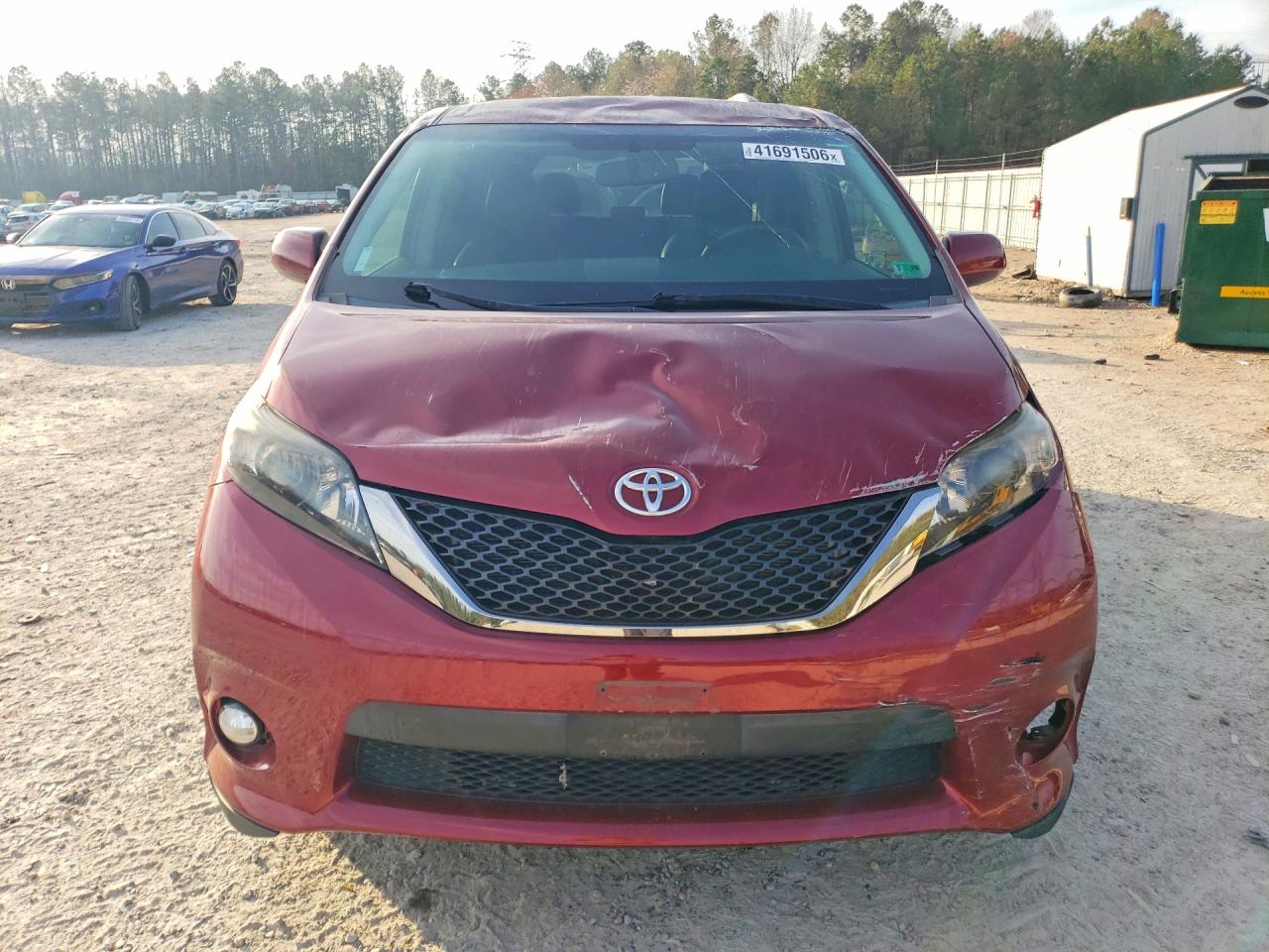 2013 Toyota Sienna Se 8-passenger Burgundy vin: 5TDXK3DC8DS338800