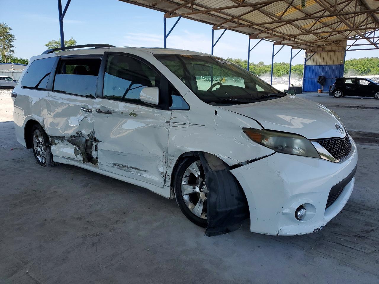 2013 Toyota Sienna Sport White vin: 5TDXK3DC8DS345245