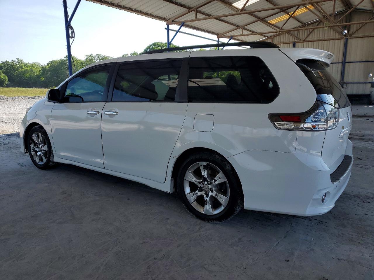 2013 Toyota Sienna Sport White vin: 5TDXK3DC8DS345245