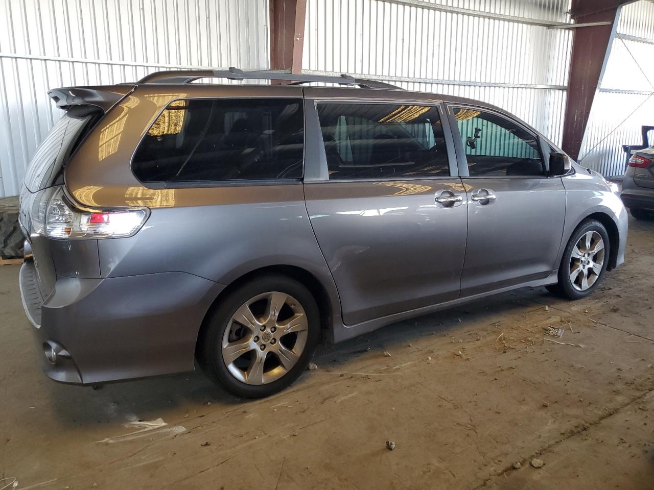 2014 Toyota Sienna Sport Gray vin: 5TDXK3DC8ES442804