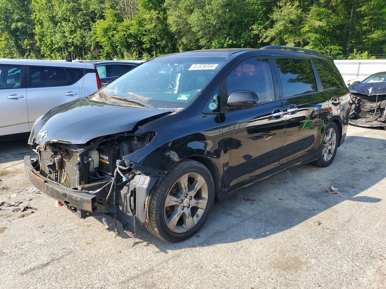 2014 Toyota Sienna Sport Black vin: 5TDXK3DC8ES458999