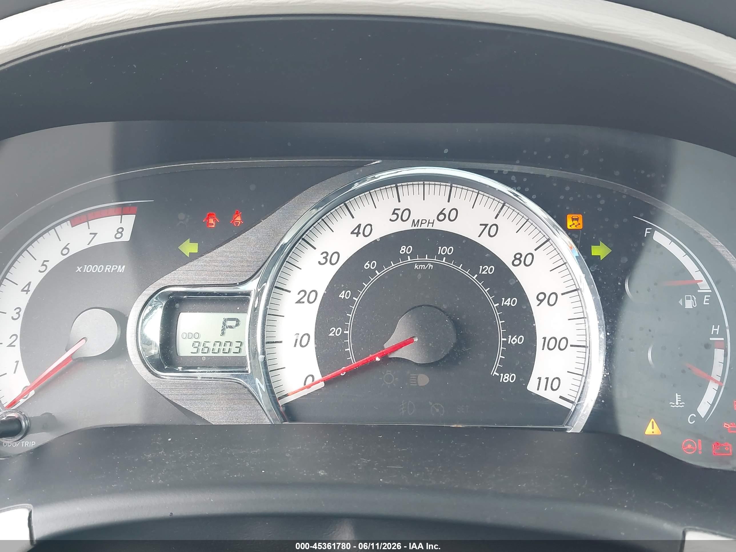 2014 Toyota Sienna Se 8 Passenger Red vin: 5TDXK3DC8ES466634