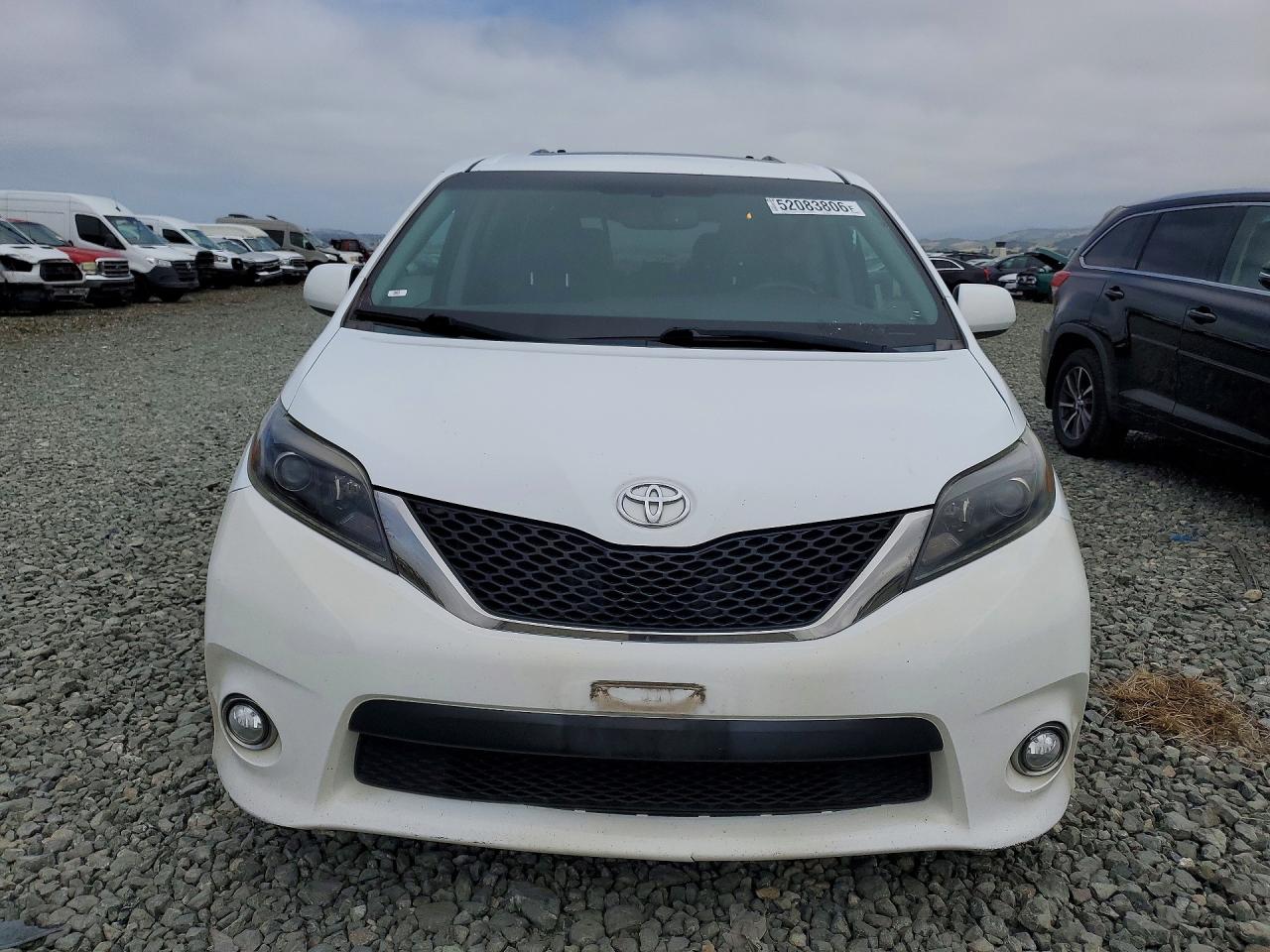 2015 Toyota Sienna White vin: 5TDXK3DC8FS586967