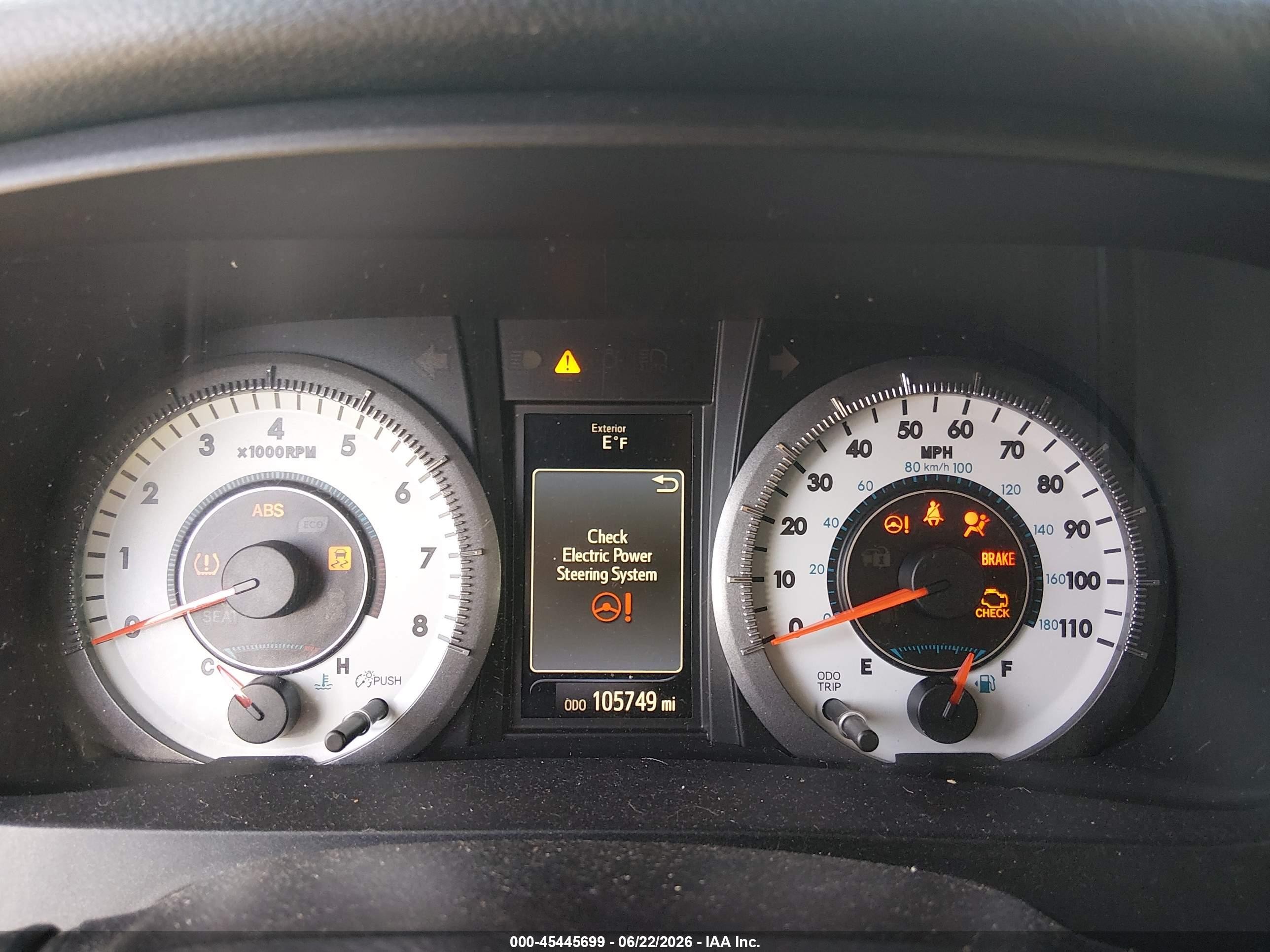 2015 Toyota Sienna Se 8 Passenger Silver vin: 5TDXK3DC8FS605680