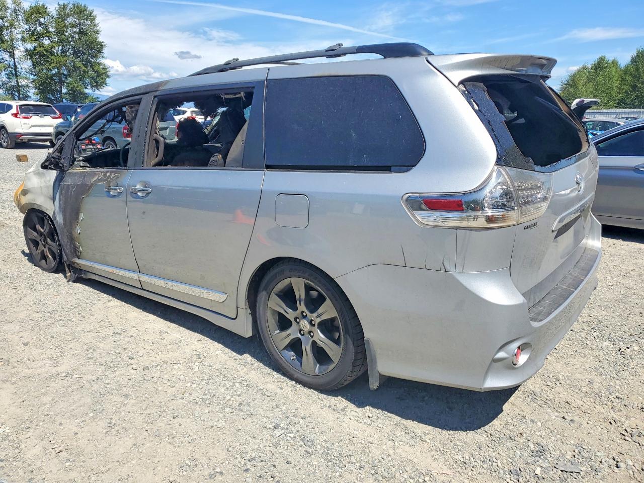 2015 Toyota Sienna Sport Silver vin: 5TDXK3DC8FS638159
