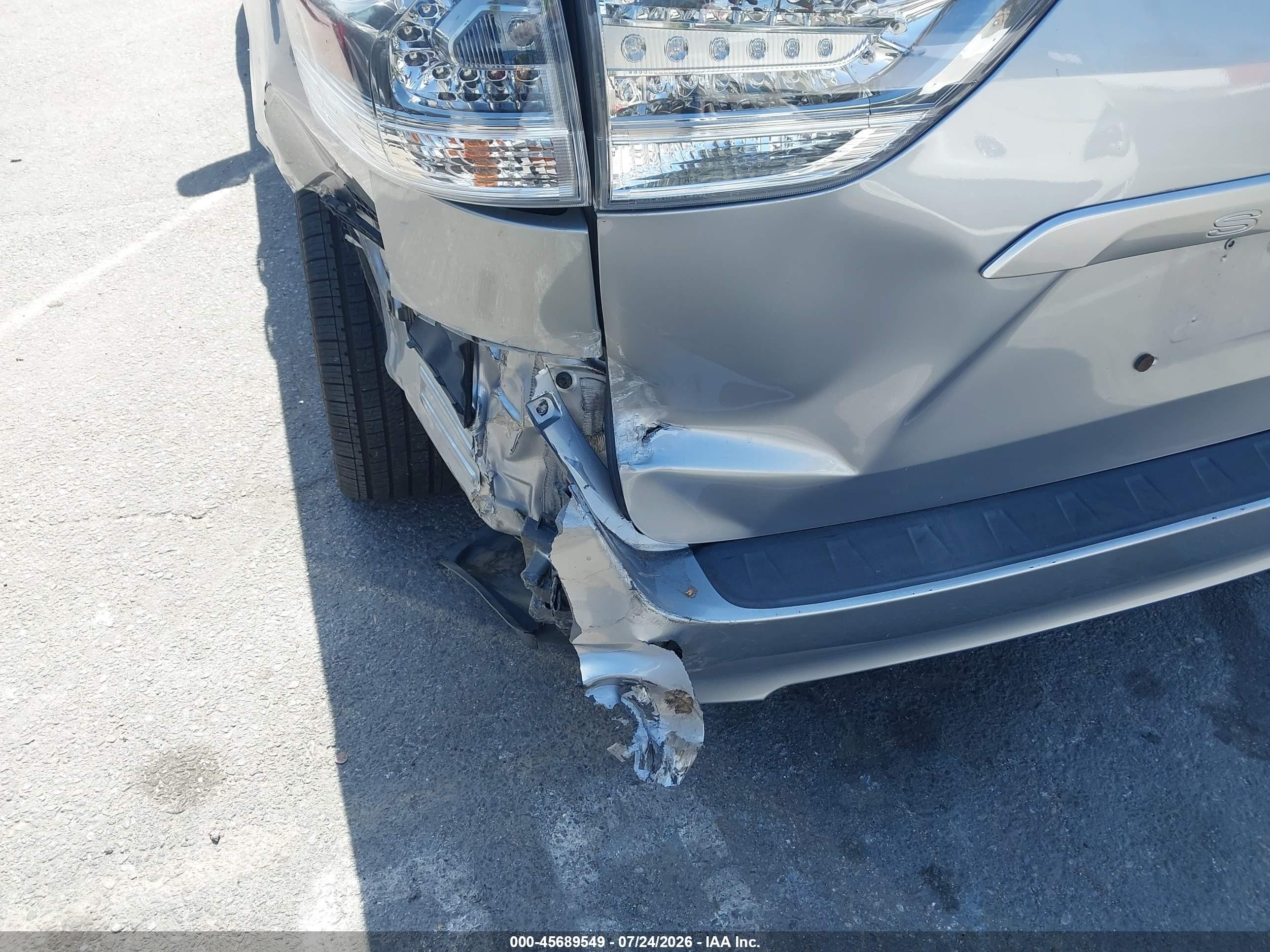 2012 Toyota Sienna Se 8 Passenger Серебряный vin: 5TDXK3DC9CS236324