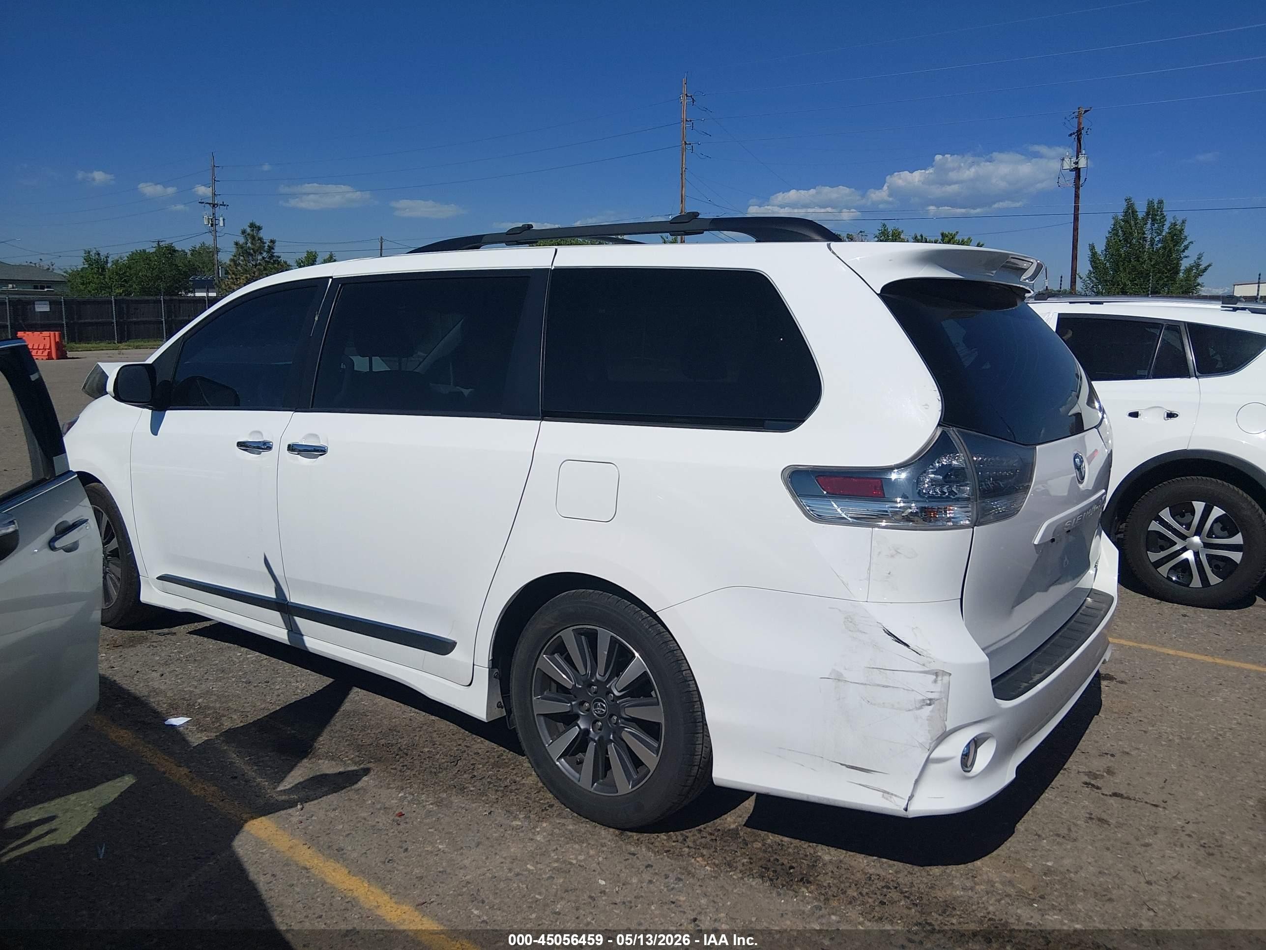 2013 Toyota Sienna Se 8 Passenger Белый vin: 5TDXK3DC9DS318801