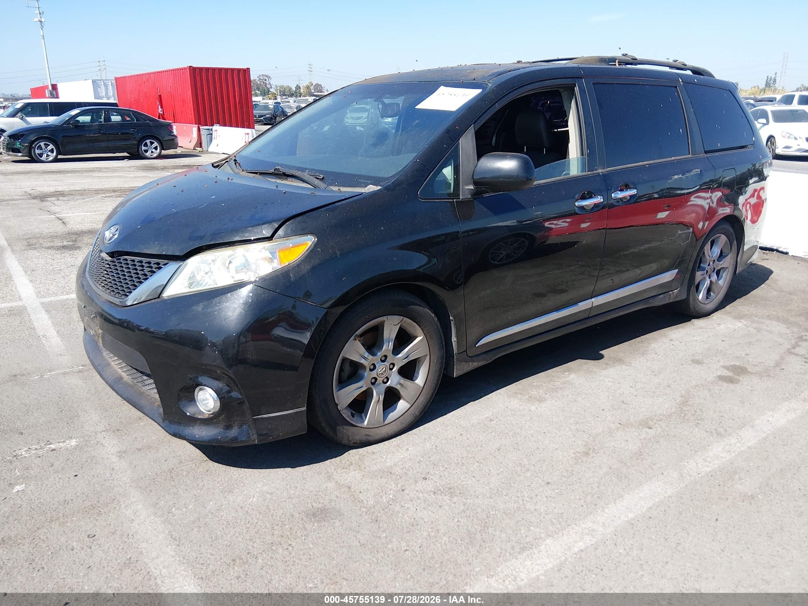 2013 Toyota Sienna Se 8 Passenger Черный vin: 5TDXK3DC9DS390243