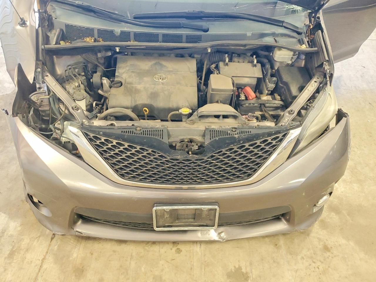 2014 Toyota Sienna Sport Gray vin: 5TDXK3DC9ES466674
