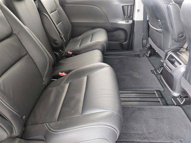 2016 Toyota Sienna Se Gray vin: 5TDXK3DC9GS752950