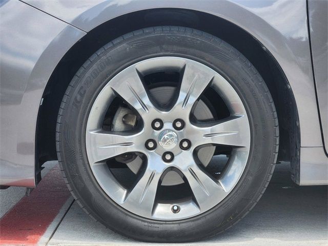 2016 Toyota Sienna Se Gray vin: 5TDXK3DC9GS752950