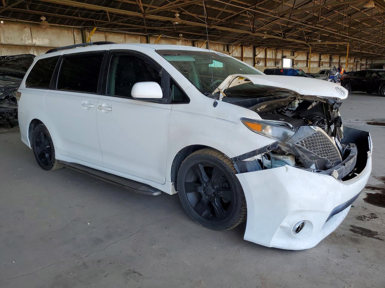 2011 Toyota Sienna Sport White vin: 5TDXK3DCXBS054422