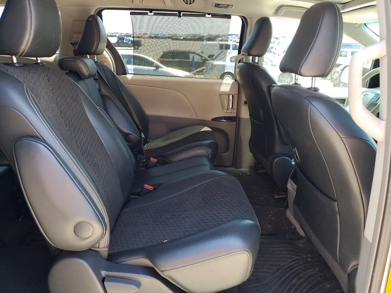 2013 Toyota Sienna Sport Silver vin: 5TDXK3DCXDS299708