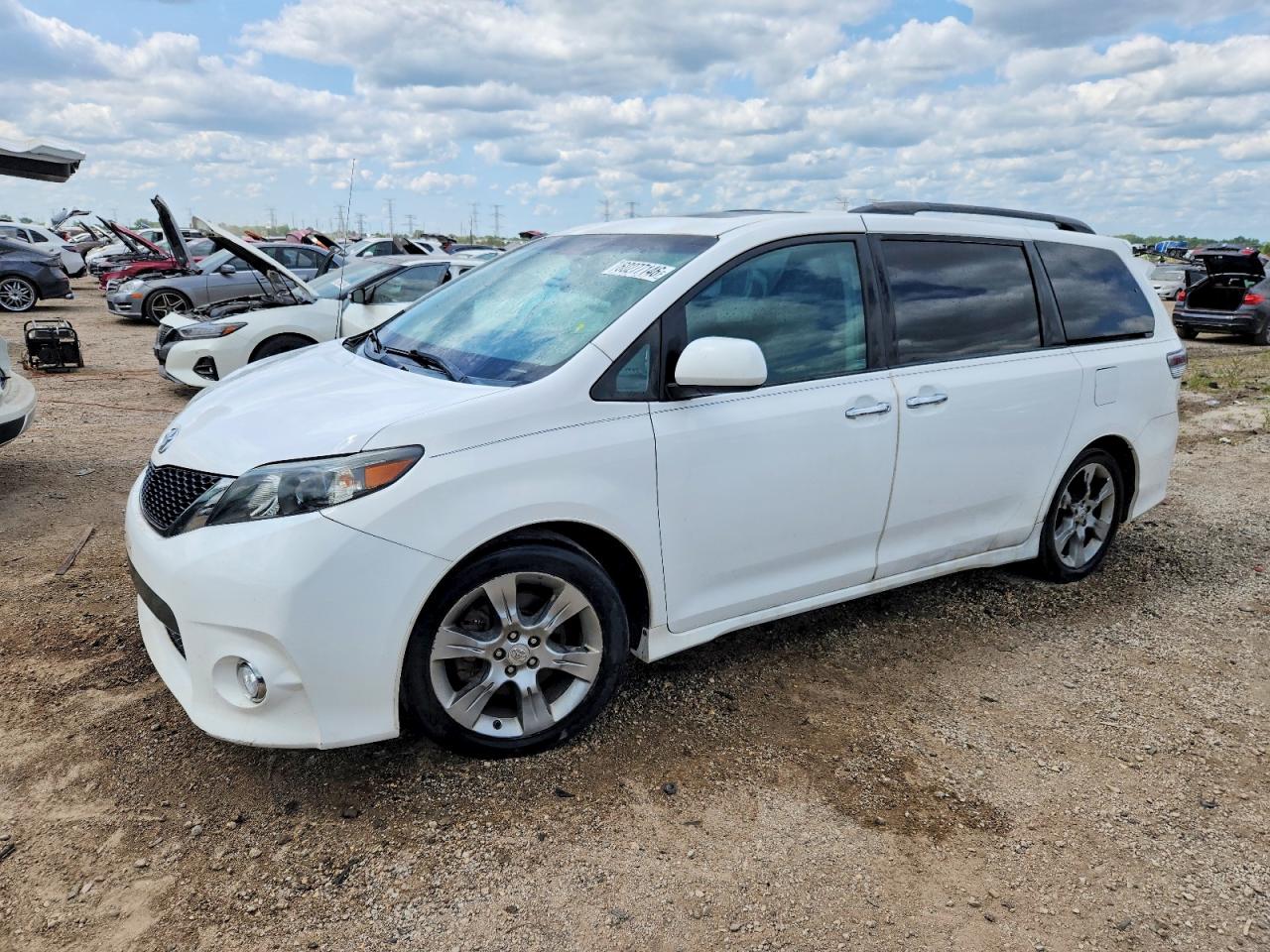 2014 Toyota Sienna Sport White vin: 5TDXK3DCXES409836