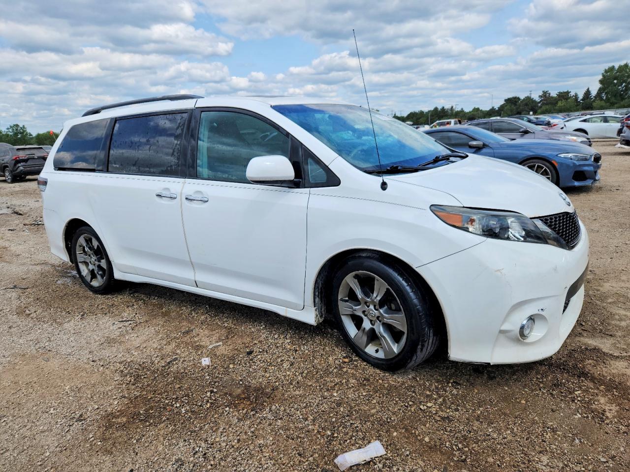 2014 Toyota Sienna Sport Белый vin: 5TDXK3DCXES409836