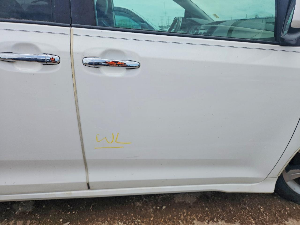 2014 Toyota Sienna Sport White vin: 5TDXK3DCXES409836