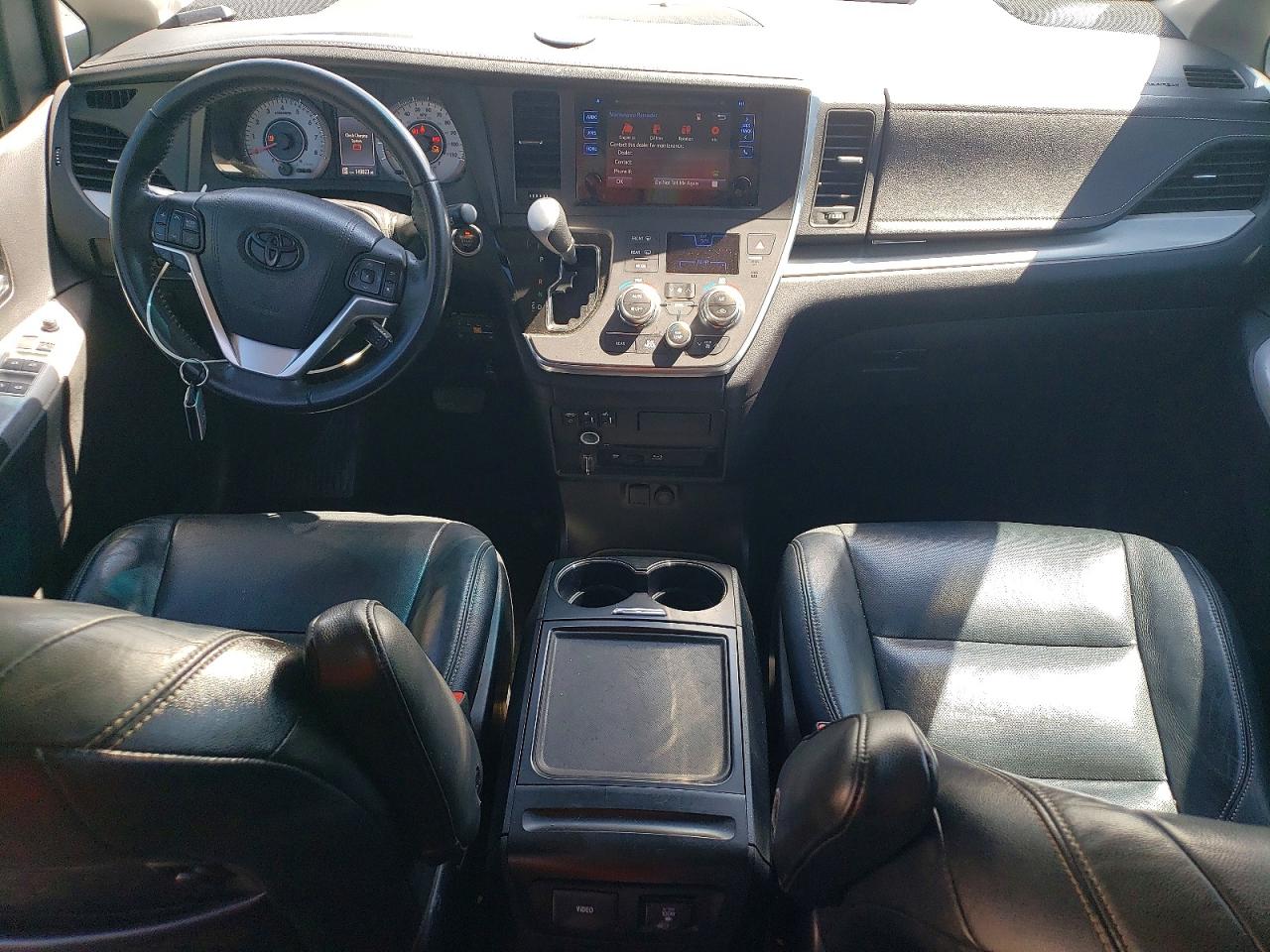 2015 Toyota Sienna Sport White vin: 5TDXK3DCXFS592706