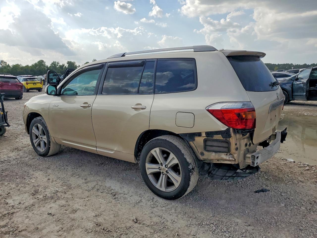 2010 Toyota Highlander Sport Gold vin: 5TDXK3EH1AS005344