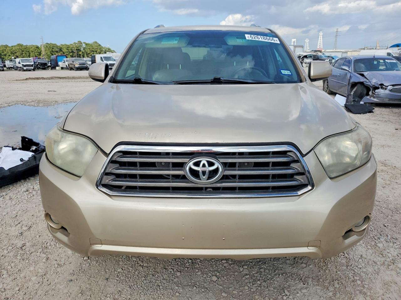 2010 Toyota Highlander Sport Gold vin: 5TDXK3EH1AS005344