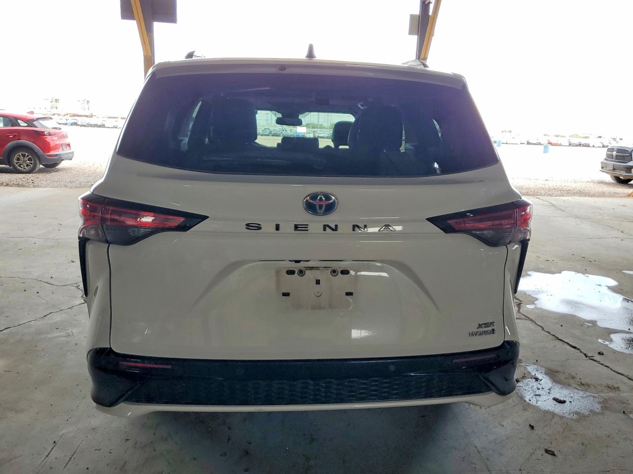 2022 Toyota Sienna Xse White vin: 5TDXRKEC0NS111333