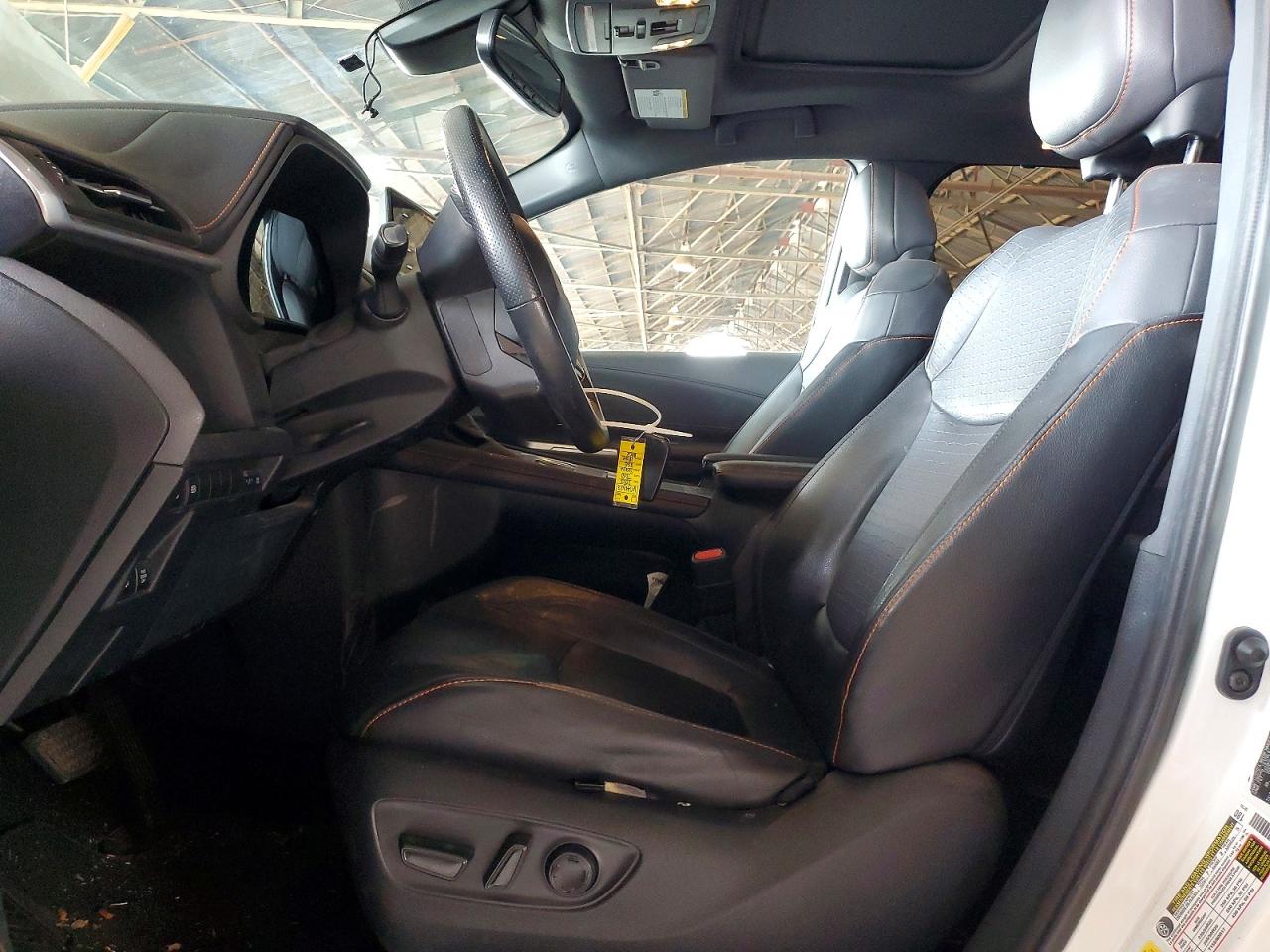 2022 Toyota Sienna Xse White vin: 5TDXRKEC0NS111333