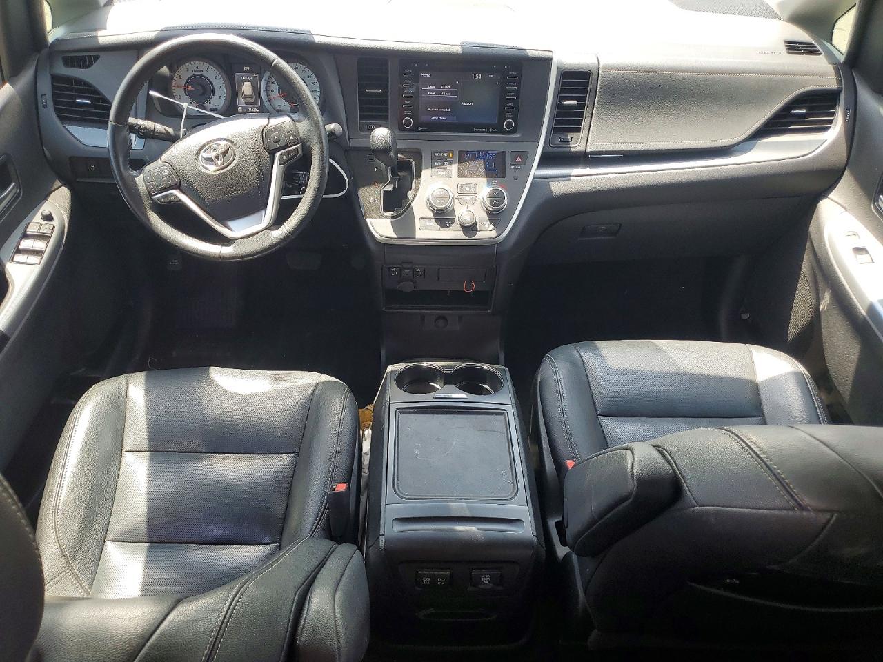 2020 Toyota Sienna Se 8-passenger Черный vin: 5TDXZ3DC6LS035413