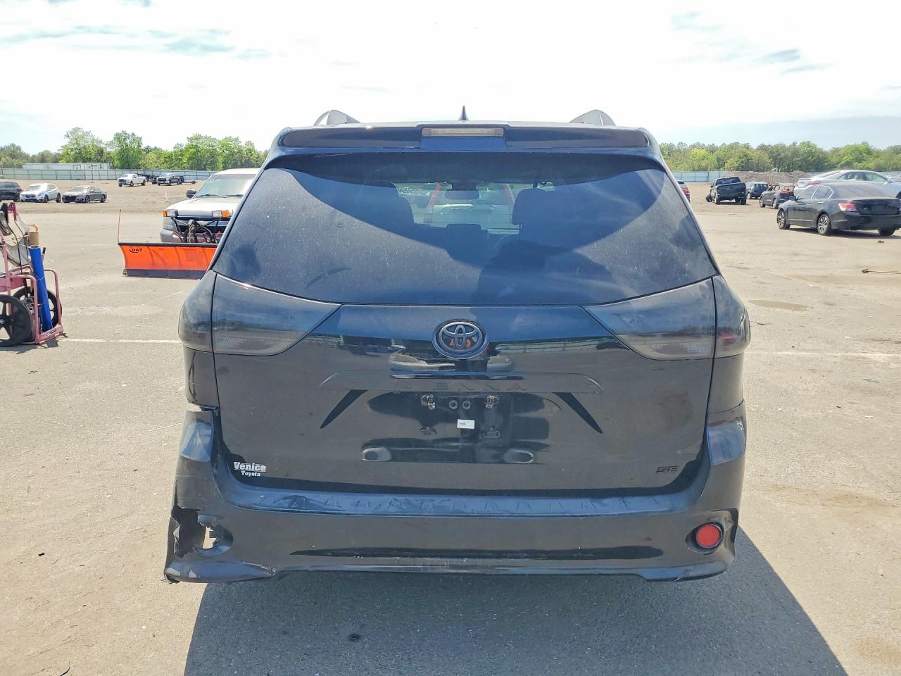 2020 Toyota Sienna Se 8-passenger Черный vin: 5TDXZ3DC6LS035413