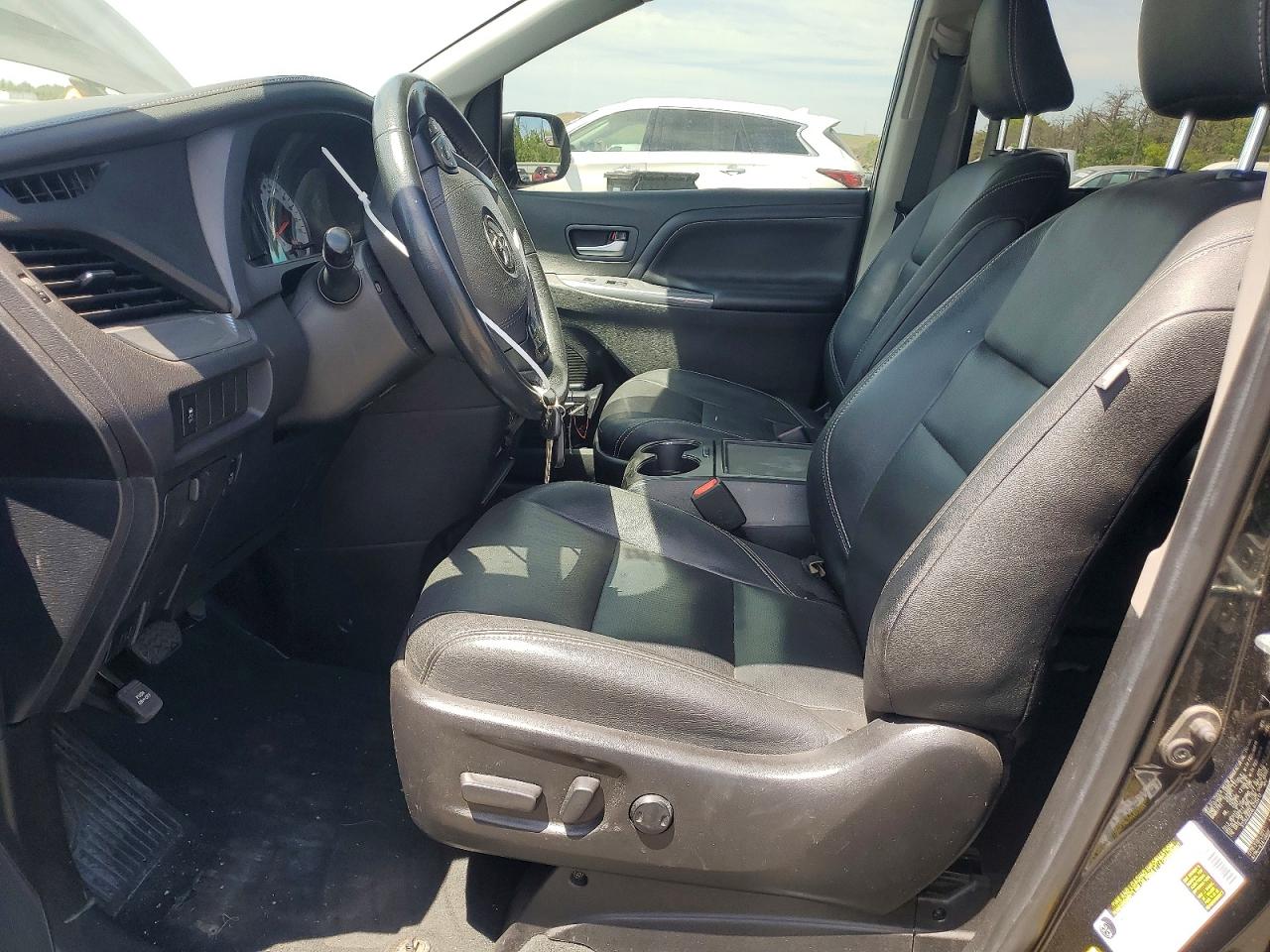 2020 Toyota Sienna Se 8-passenger Черный vin: 5TDXZ3DC6LS035413