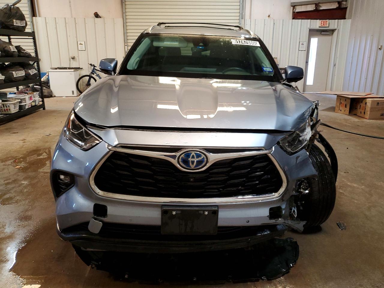 2023 Toyota Highlander Hybrid Limited Серебряный vin: 5TDYARAH7PS518607
