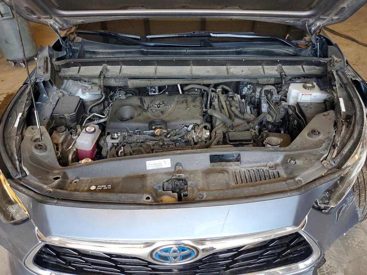 2023 Toyota Highlander Hybrid Limited Серебряный vin: 5TDYARAH7PS518607