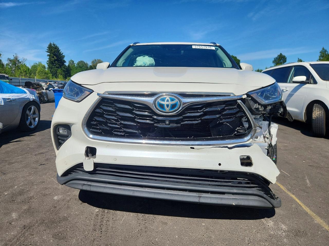 2021 Toyota Highlander Hybrid Limited White vin: 5TDYARAHXMS005007