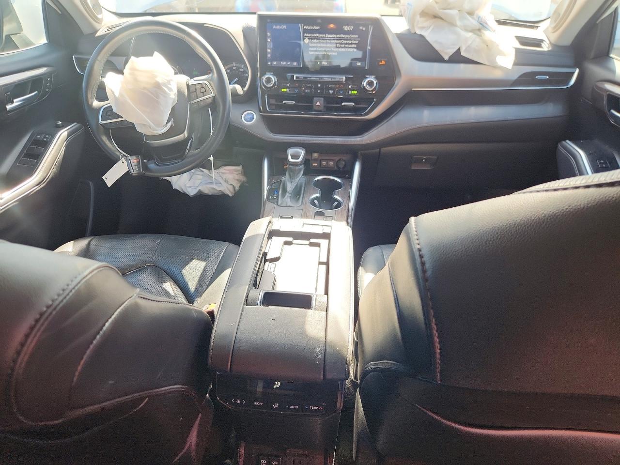 2021 Toyota Highlander Hybrid Limited White vin: 5TDYARAHXMS005007