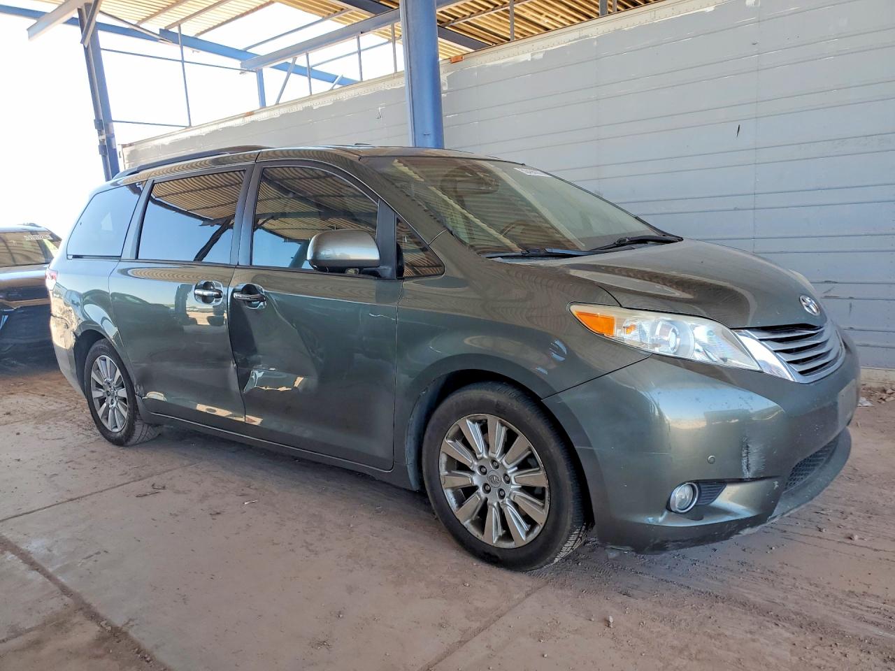 2011 Toyota Sienna Limited 7-passenger Gray vin: 5TDYK3DC0BS001829
