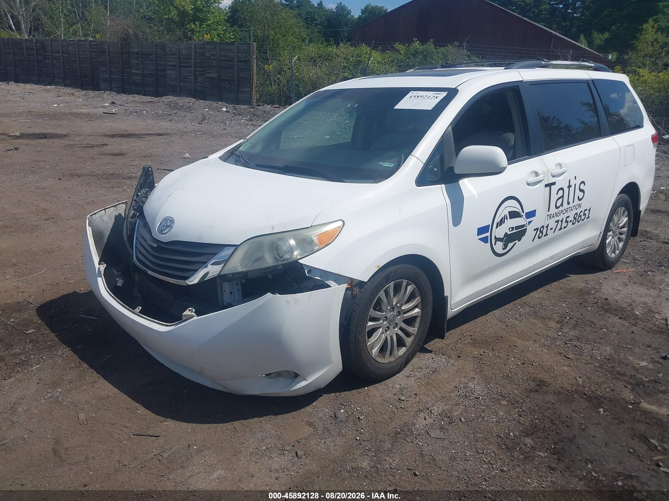 2011 Toyota Sienna Xle V6 Белый vin: 5TDYK3DC0BS132288