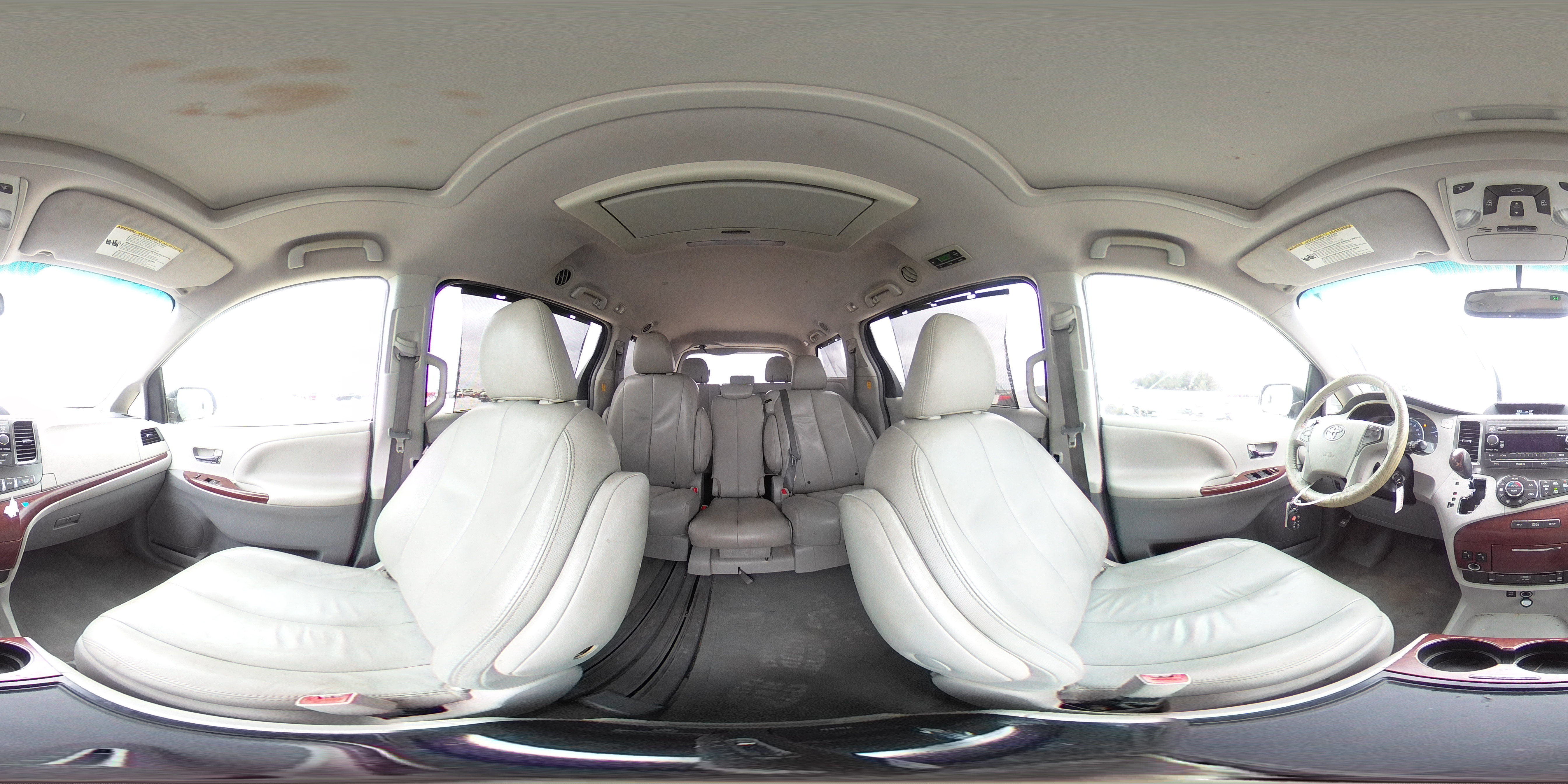 2012 Toyota Sienna Xle Silver vin: 5TDYK3DC0CS257826