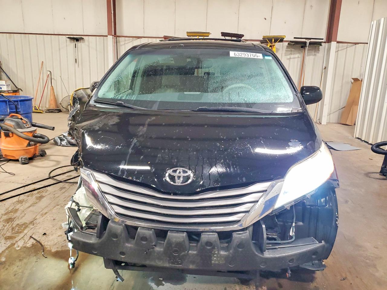 2012 Toyota Sienna Xle 8-passenger Black vin: 5TDYK3DC0CS265845