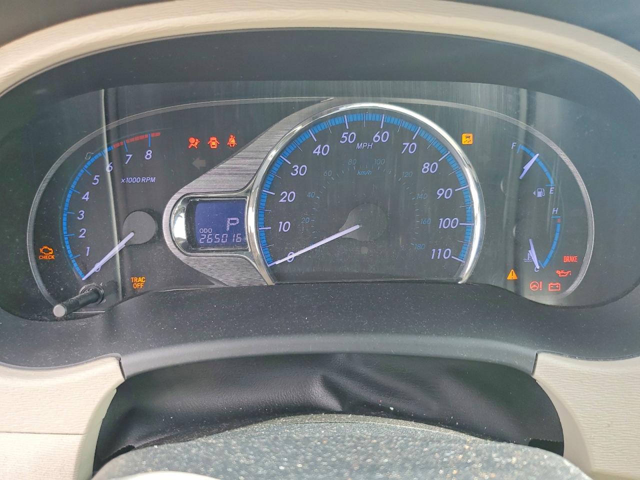 2013 Toyota Sienna Xle 8-passenger Gold vin: 5TDYK3DC0DS310557