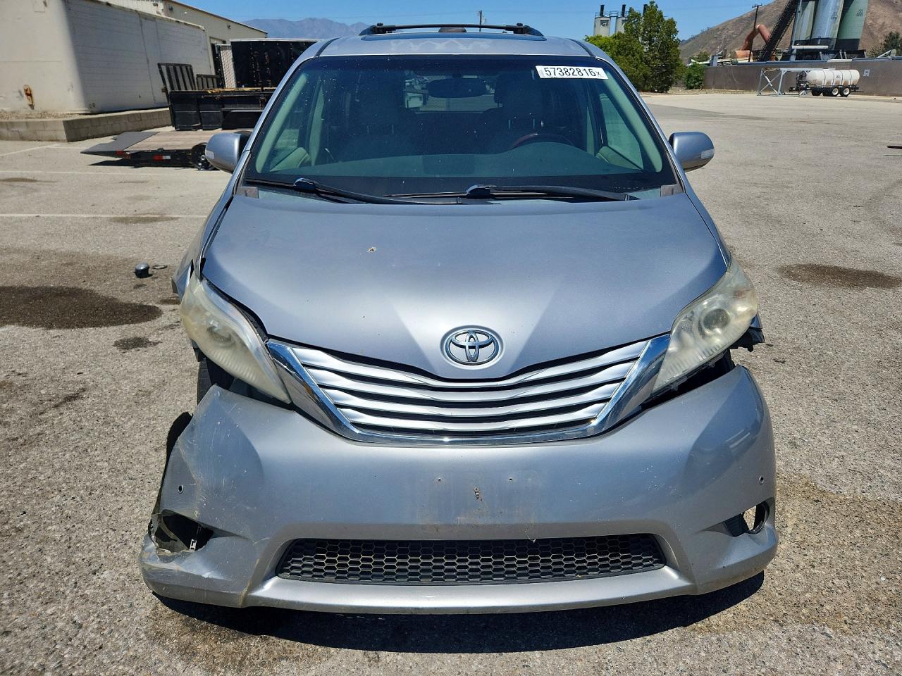 2013 Toyota Sienna Limited 7-passenger Silver vin: 5TDYK3DC0DS357054