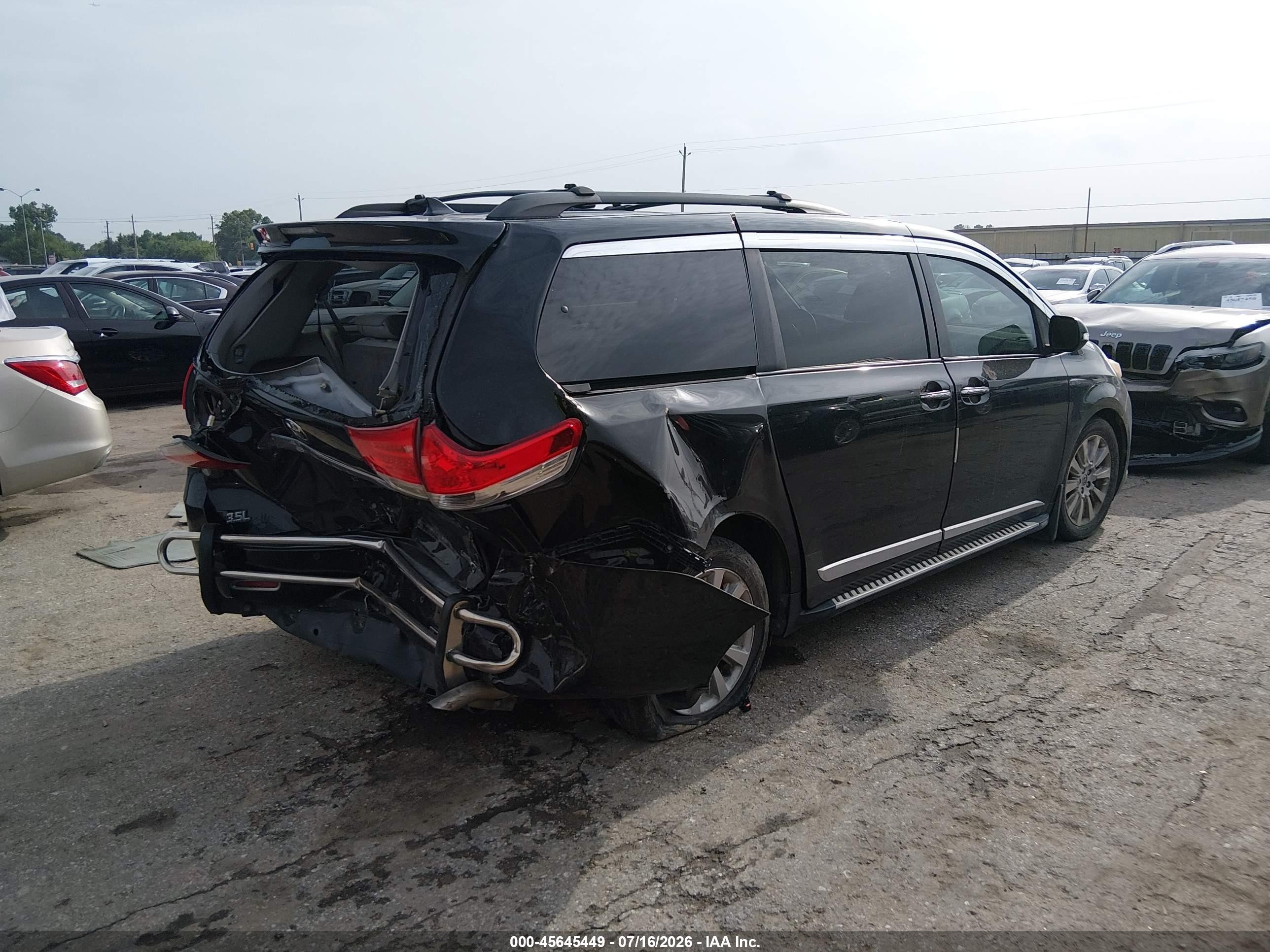 2013 Toyota Sienna Limited V6 7 Passenger Black vin: 5TDYK3DC0DS405376