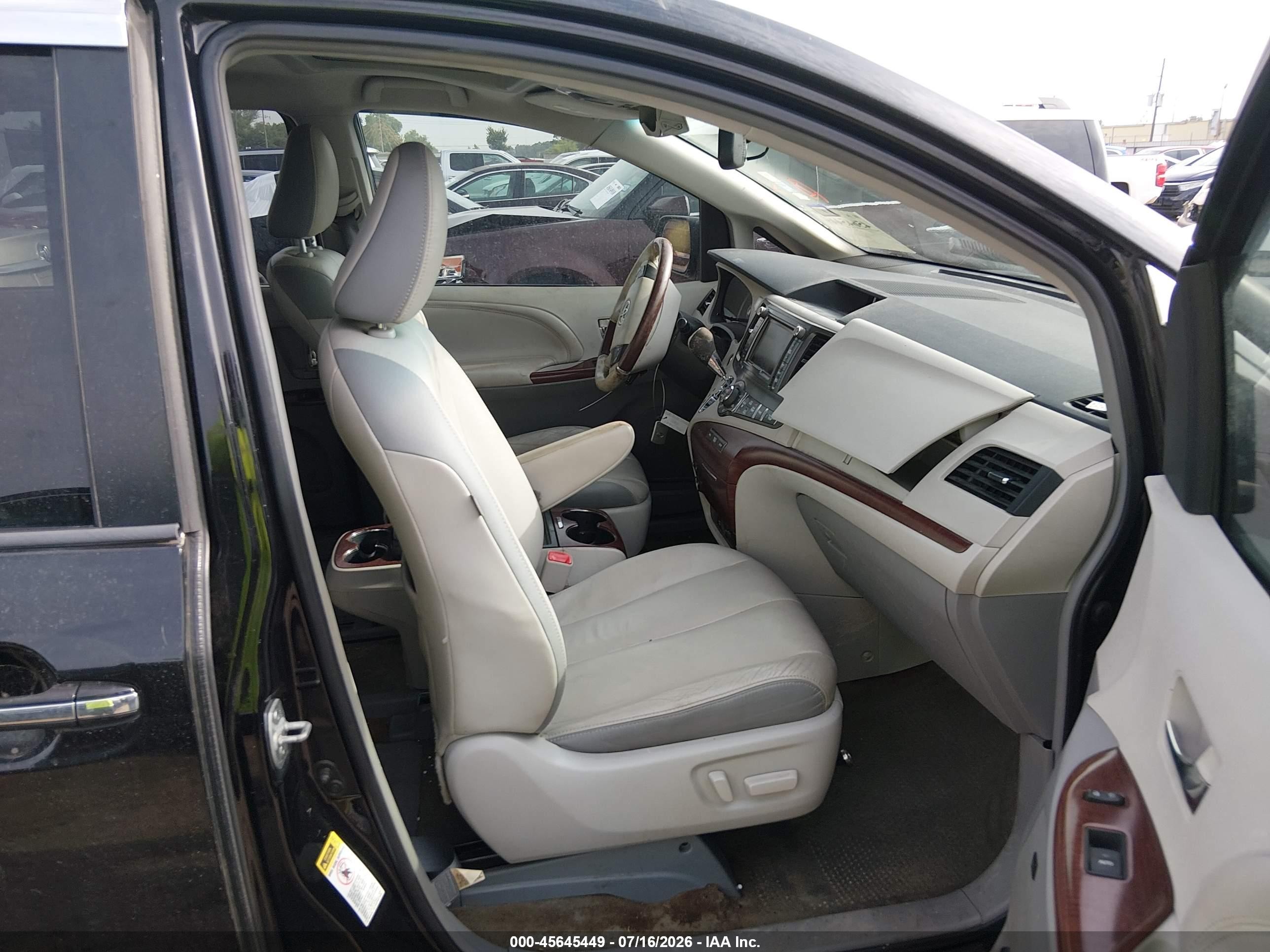 2013 Toyota Sienna Limited V6 7 Passenger Black vin: 5TDYK3DC0DS405376