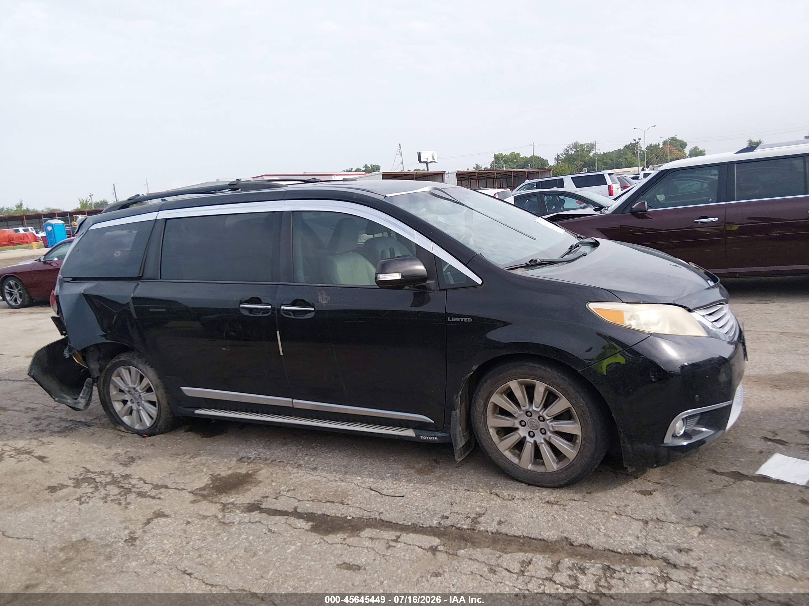 2013 Toyota Sienna Limited V6 7 Passenger Black vin: 5TDYK3DC0DS405376